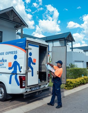 Courier-Guy